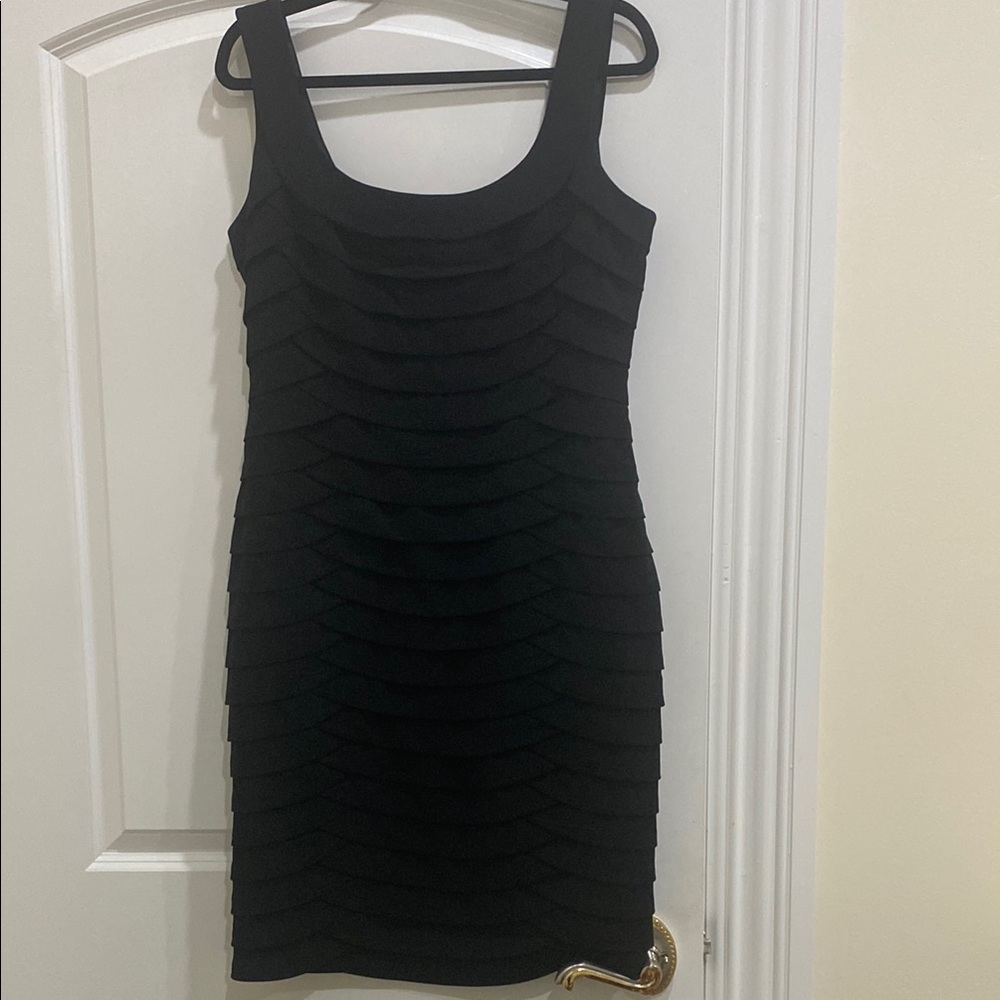 Black Sleeveless Scoop Neck Bodycon Mini Dress